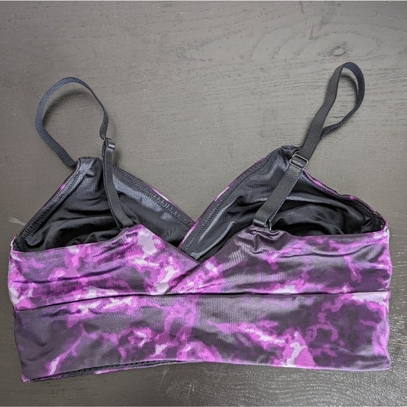 Adore Me Kali Contour Low-Impact Sports Bra‎ Purple and Black Print Size Medium - Picture 2 of 8